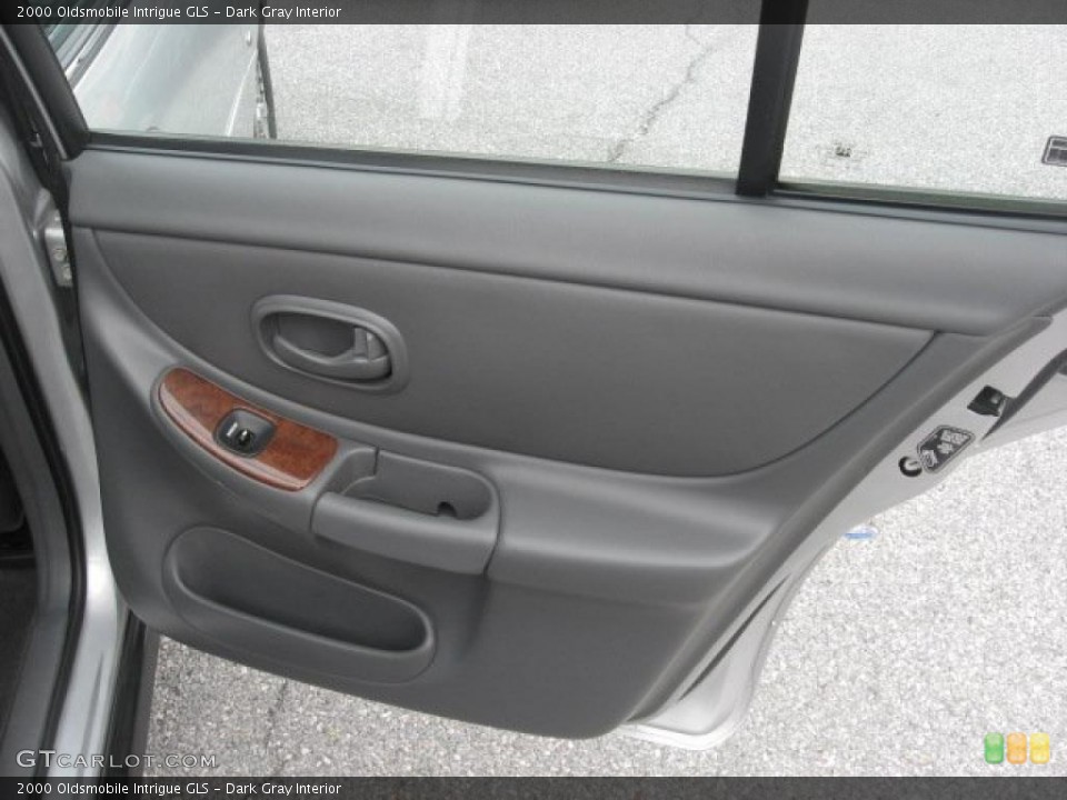 Dark Gray Interior Door Panel for the 2000 Oldsmobile Intrigue GLS #47726474