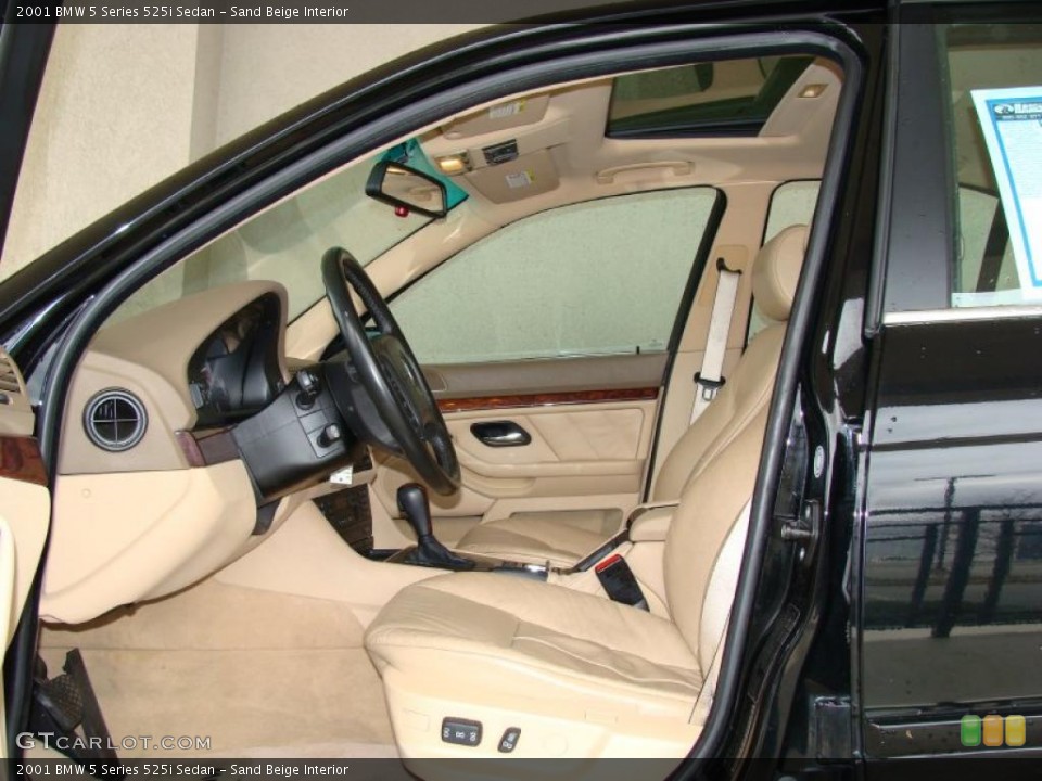 Sand Beige Interior Photo for the 2001 BMW 5 Series 525i Sedan #47732899