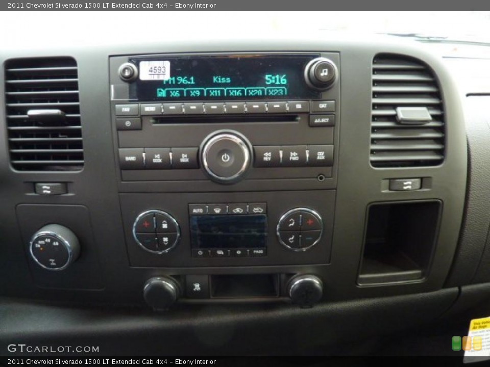 Ebony Interior Controls for the 2011 Chevrolet Silverado 1500 LT Extended Cab 4x4 #47733241