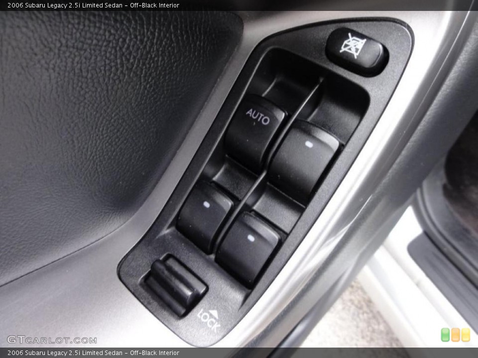 Off-Black Interior Controls for the 2006 Subaru Legacy 2.5i Limited Sedan #47733883