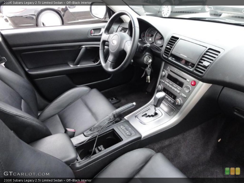 Off-Black Interior Photo for the 2006 Subaru Legacy 2.5i Limited Sedan #47733931