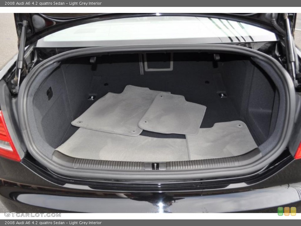 Light Grey Interior Trunk for the 2008 Audi A6 4.2 quattro Sedan #47734456