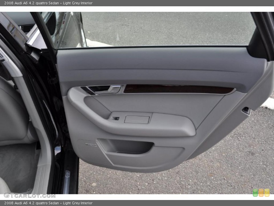 Light Grey Interior Door Panel for the 2008 Audi A6 4.2 quattro Sedan #47734744