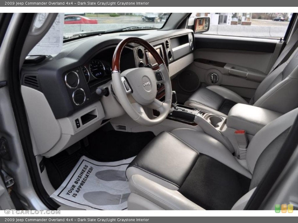 Dark Slate Gray/Light Graystone Interior Photo for the 2009 Jeep Commander Overland 4x4 #47735842