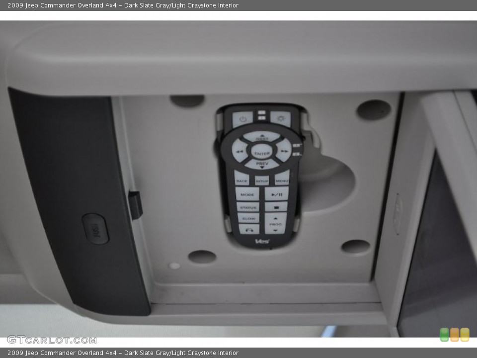 Dark Slate Gray/Light Graystone Interior Controls for the 2009 Jeep Commander Overland 4x4 #47736052