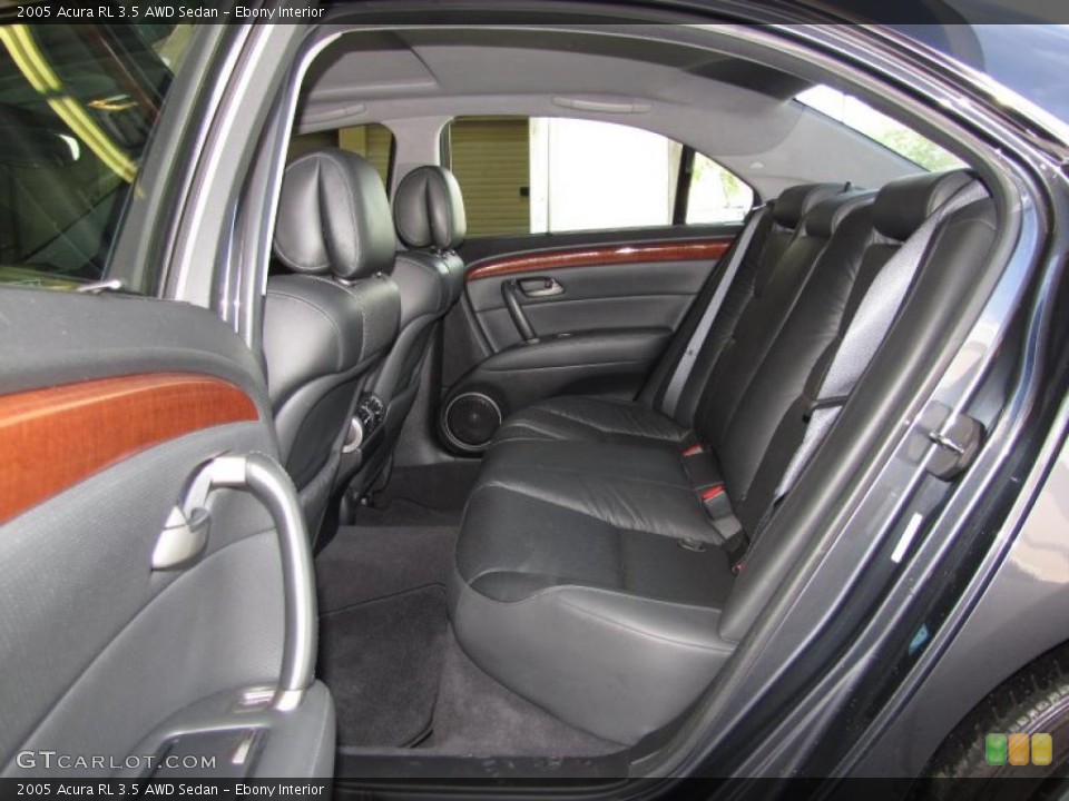 Ebony Interior Photo for the 2005 Acura RL 3.5 AWD Sedan #47736077