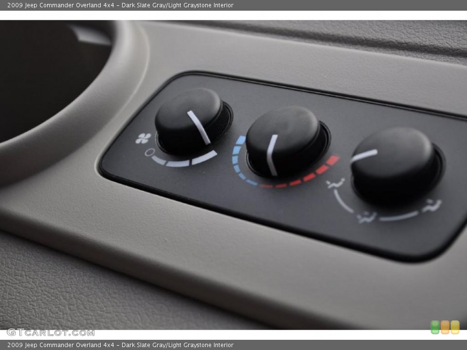 Dark Slate Gray/Light Graystone Interior Controls for the 2009 Jeep Commander Overland 4x4 #47736097