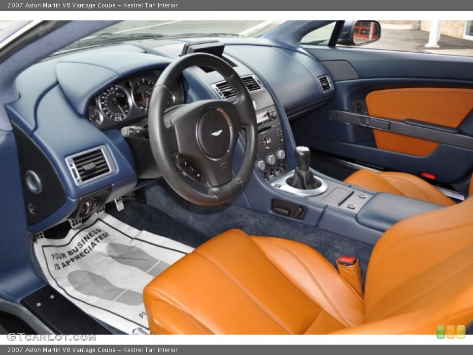 Kestrel Tan Interior Photo for the 2007 Aston Martin V8 Vantage Coupe #47736391