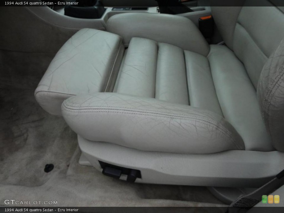 Ecru Interior Photo for the 1994 Audi S4 quattro Sedan #47739247
