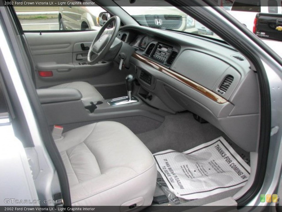 Light Graphite Interior Photo for the 2002 Ford Crown Victoria LX #47742457