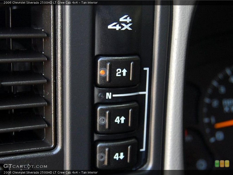 Tan Interior Controls for the 2006 Chevrolet Silverado 2500HD LT Crew Cab 4x4 #47745554