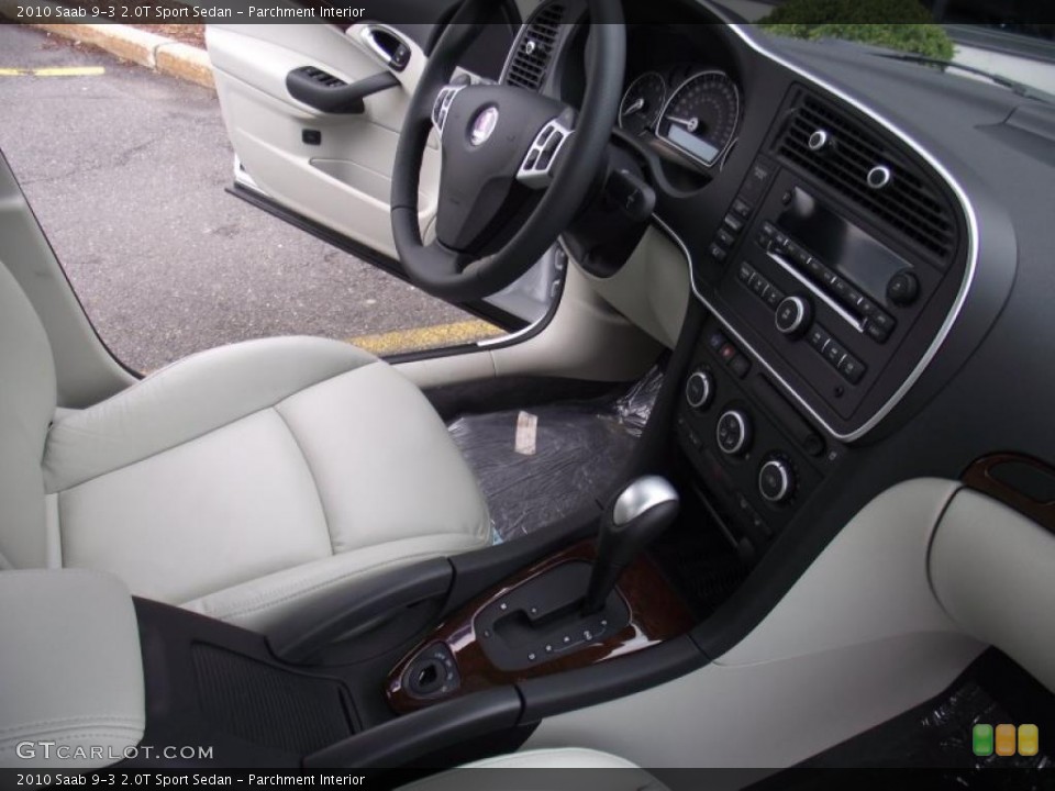 Parchment Interior Photo for the 2010 Saab 9-3 2.0T Sport Sedan #47765353