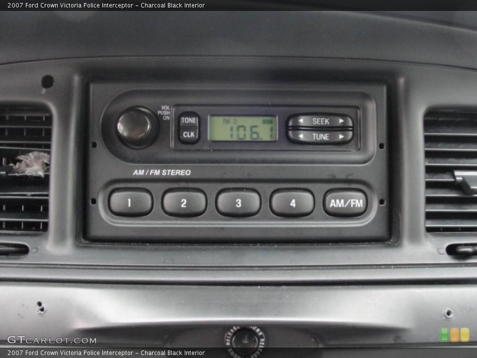 Charcoal Black Interior Controls for the 2007 Ford Crown Victoria Police Interceptor #47770374