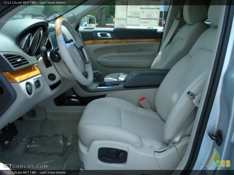 Light Stone Interior Photo for the 2011 Lincoln MKT FWD #47775444