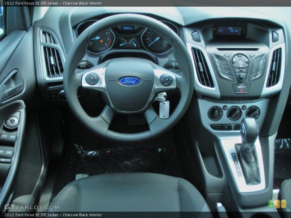 Charcoal Black Interior Photo for the 2012 Ford Focus SE SFE Sedan #47777910
