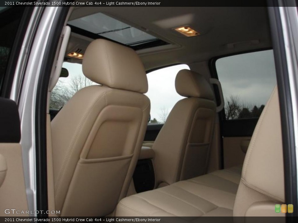 Light Cashmere/Ebony Interior Photo for the 2011 Chevrolet Silverado 1500 Hybrid Crew Cab 4x4 #47791555