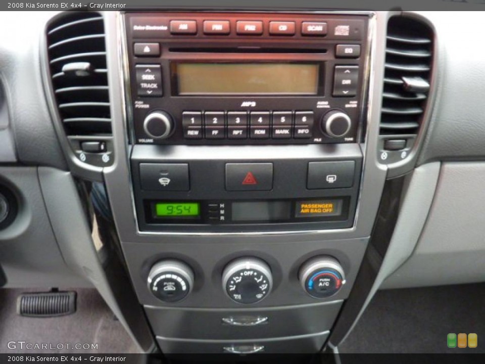 Gray Interior Controls for the 2008 Kia Sorento EX 4x4 #47793646