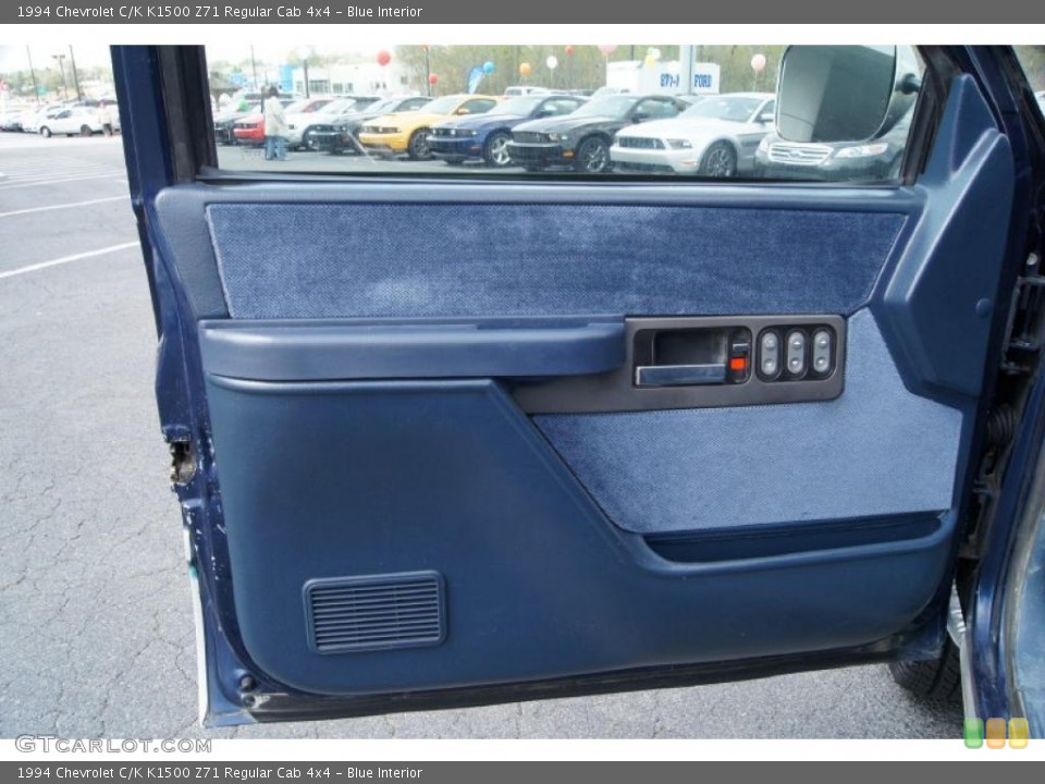 Blue Interior Door Panel for the 1994 Chevrolet C/K K1500 Z71 Regular Cab 4x4 #47794333
