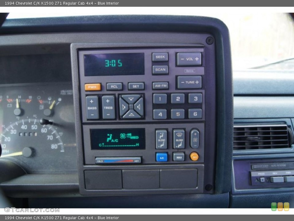 Blue Interior Controls for the 1994 Chevrolet C/K K1500 Z71 Regular Cab 4x4 #47794378