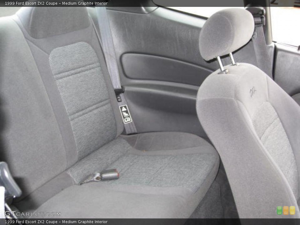 Medium Graphite Interior Photo for the 1999 Ford Escort ZX2 Coupe #47798885