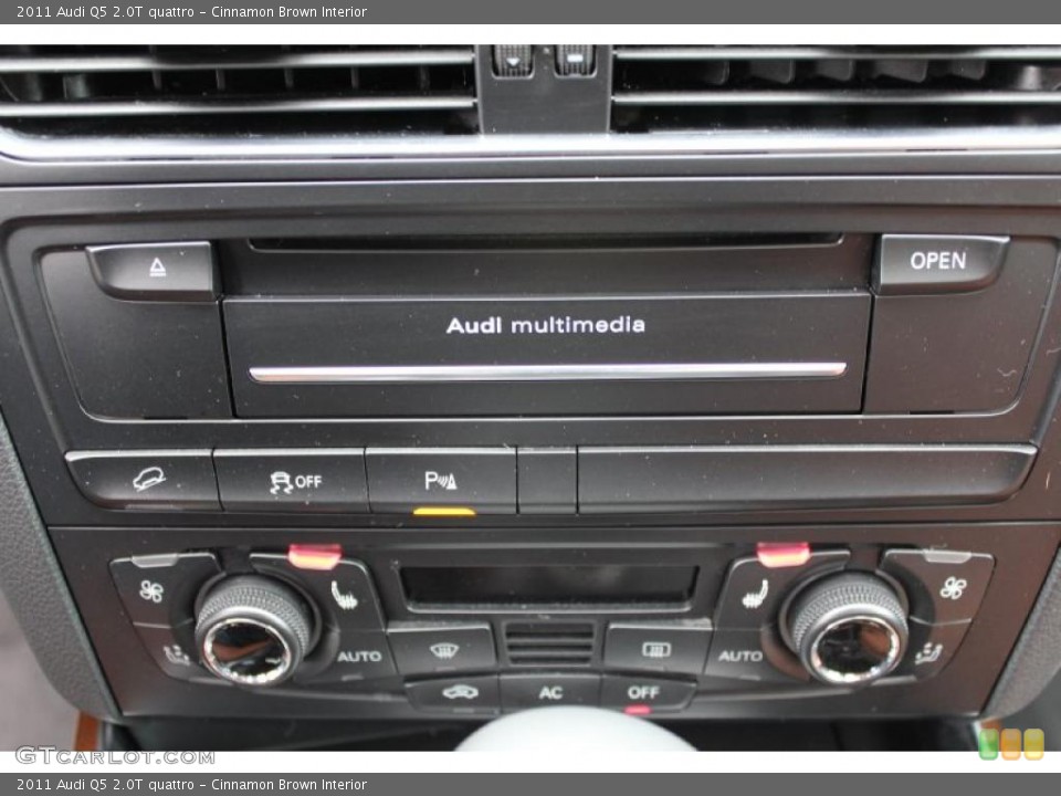 Cinnamon Brown Interior Controls for the 2011 Audi Q5 2.0T quattro #47805932
