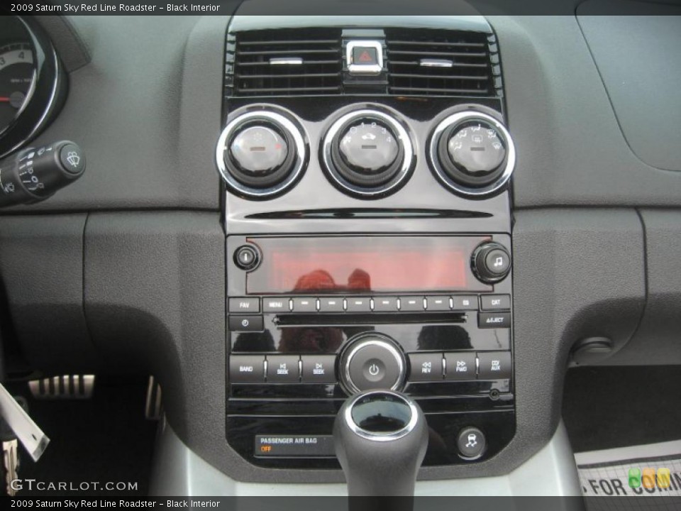 Black Interior Controls for the 2009 Saturn Sky Red Line Roadster #47809706