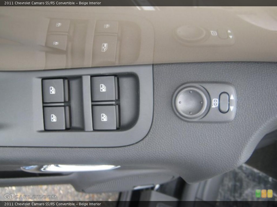 Beige Interior Controls for the 2011 Chevrolet Camaro SS/RS Convertible #47811365