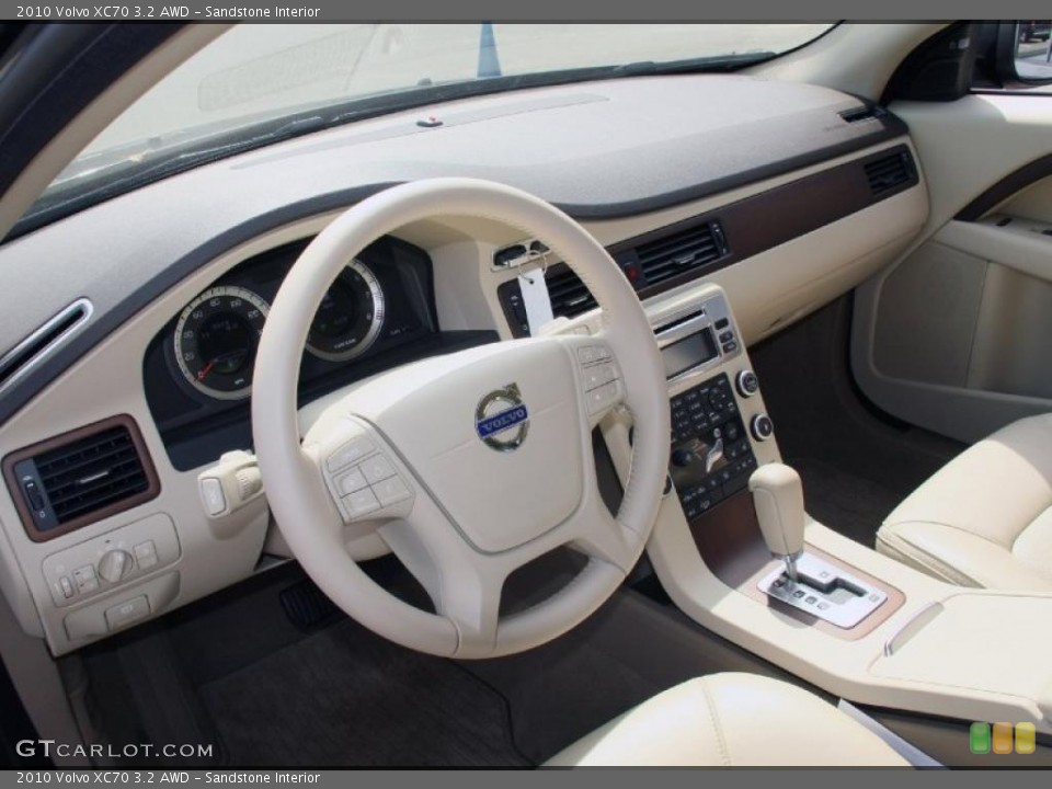 Sandstone Interior Photo for the 2010 Volvo XC70 3.2 AWD #47815292