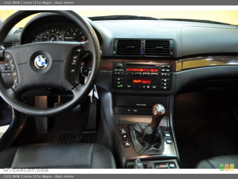 Black Interior Dashboard for the 2002 BMW 3 Series 325xi Wagon #47828528