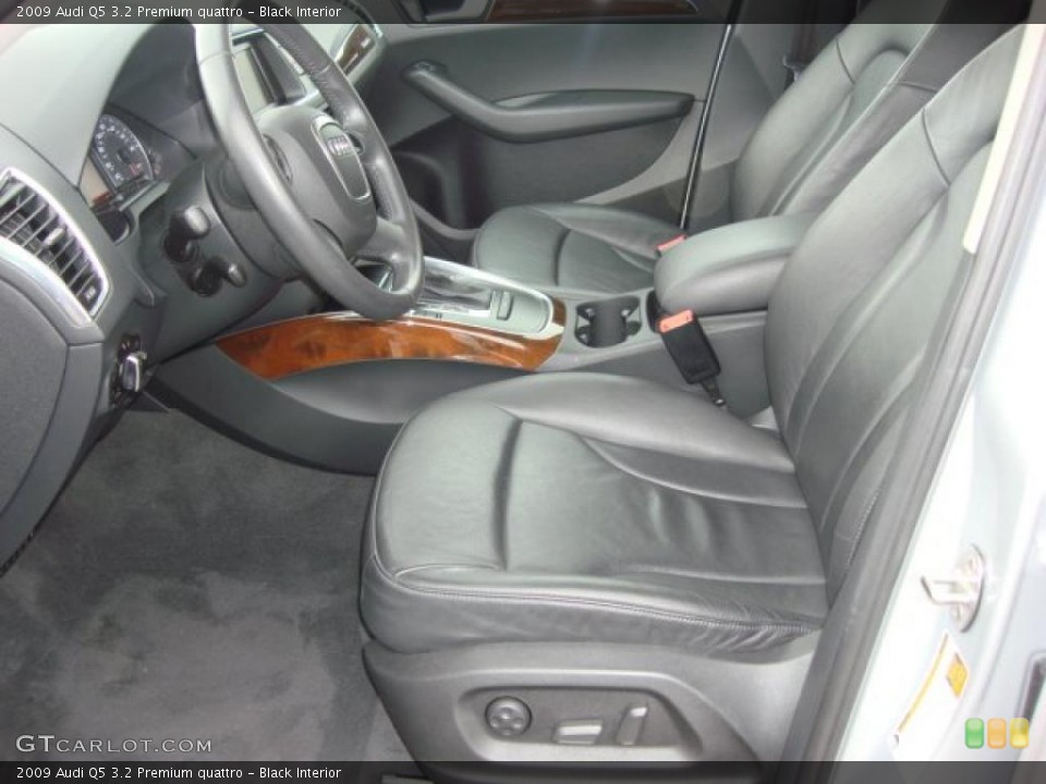 Black Interior Photo for the 2009 Audi Q5 3.2 Premium quattro #47835218