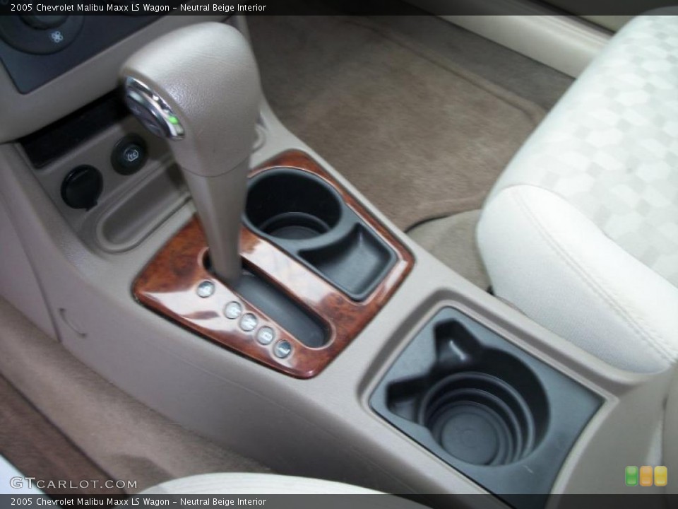 Neutral Beige Interior Transmission for the 2005 Chevrolet Malibu Maxx LS Wagon #47835347