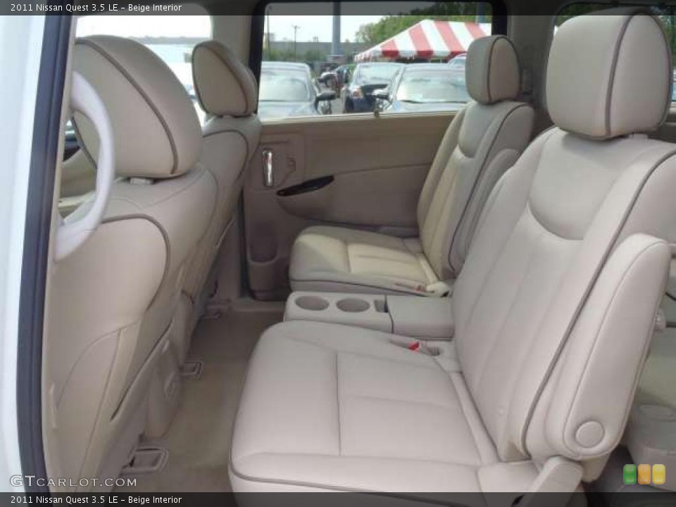 Beige Interior Photo for the 2011 Nissan Quest 3.5 LE #47837066