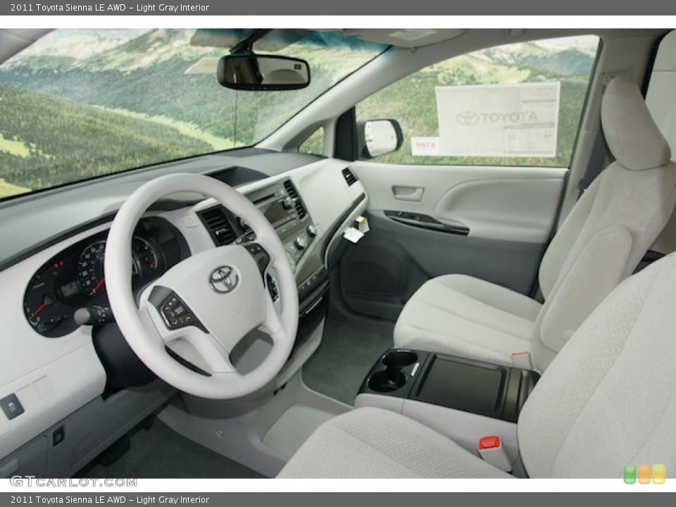 Light Gray Interior Photo for the 2011 Toyota Sienna LE AWD #47840984