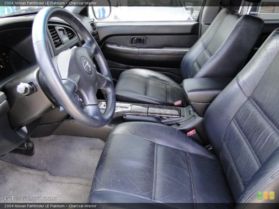 Charcoal Interior Photo for the 2004 Nissan Pathfinder LE Platinum #47849729