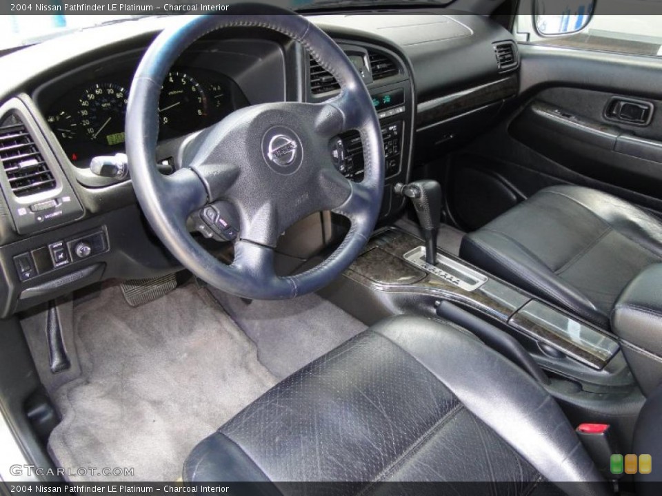 Charcoal Interior Photo for the 2004 Nissan Pathfinder LE Platinum #47849744