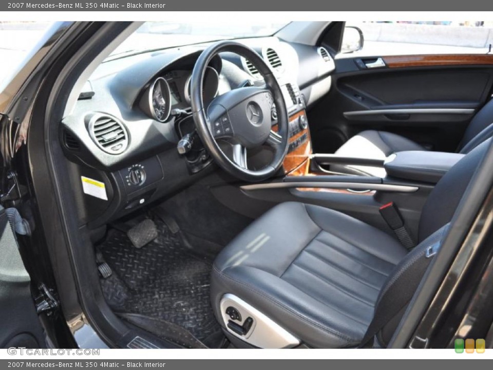 Black Interior Photo for the 2007 Mercedes-Benz ML 350 4Matic #47851283
