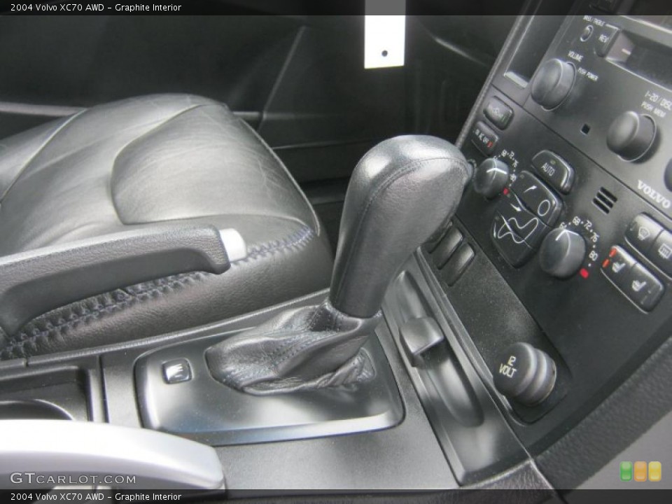 Graphite Interior Transmission for the 2004 Volvo XC70 AWD #47854202
