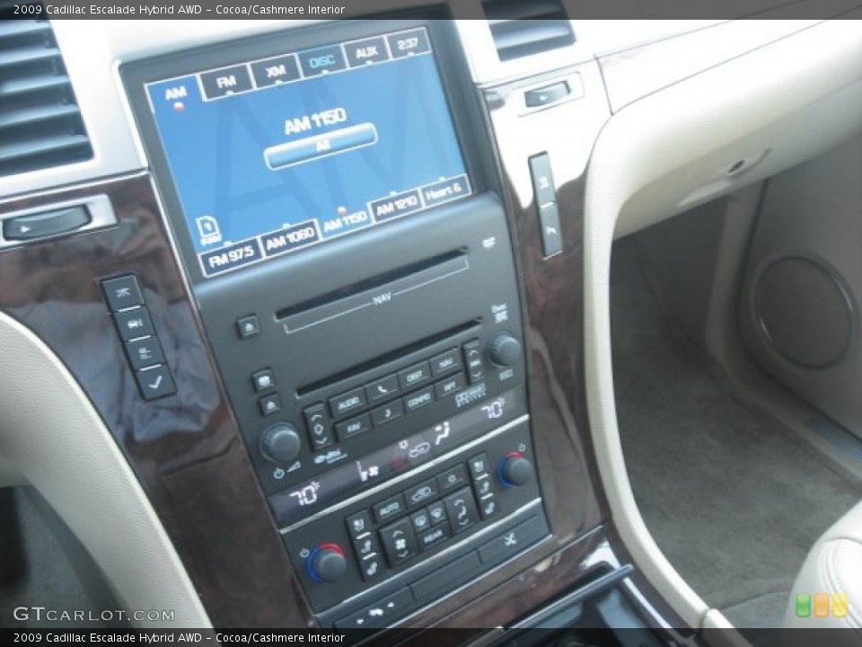 Cocoa/Cashmere Interior Controls for the 2009 Cadillac Escalade Hybrid AWD #47875994