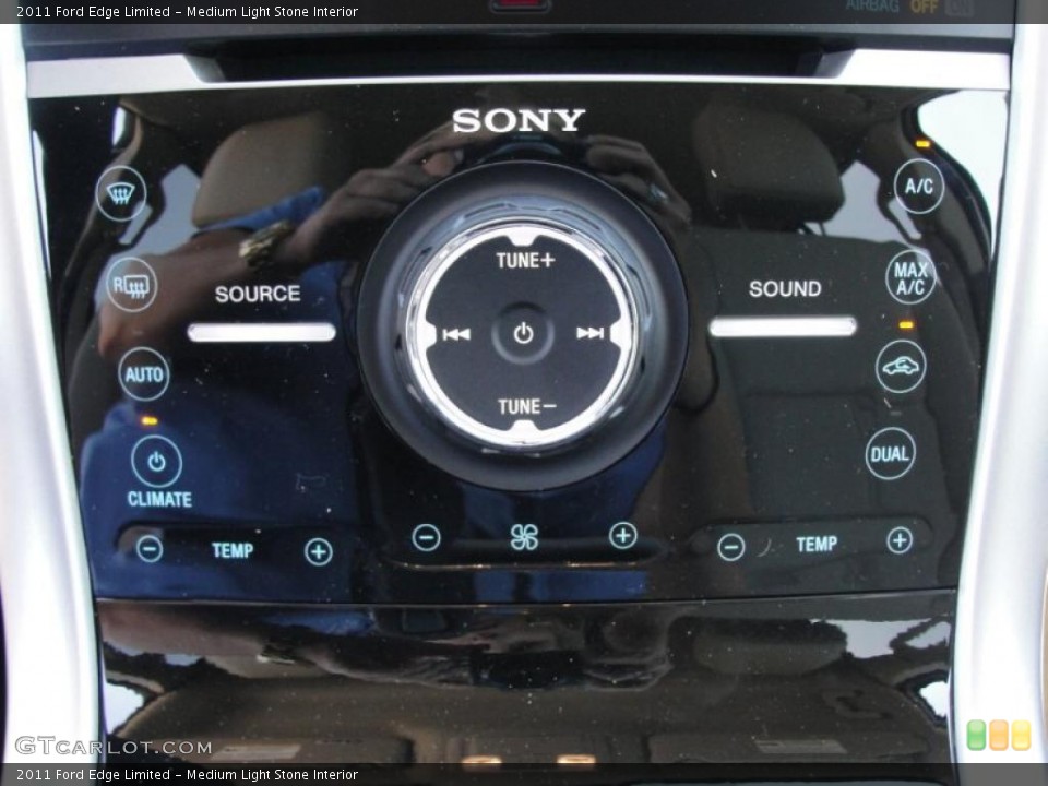 Medium Light Stone Interior Controls for the 2011 Ford Edge Limited #47877995