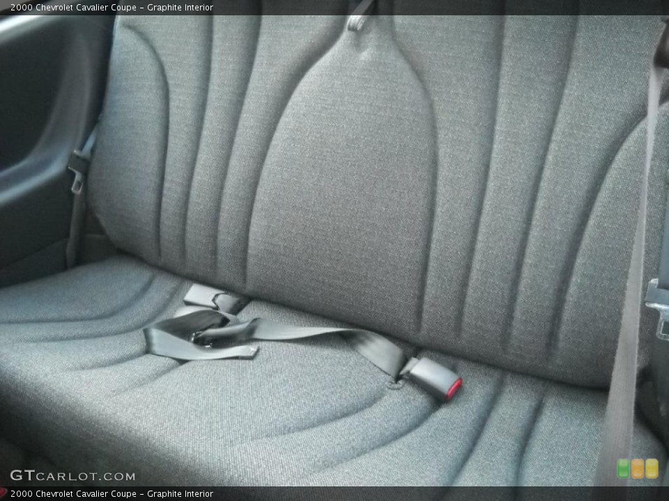 Graphite Interior Photo for the 2000 Chevrolet Cavalier Coupe #47879708