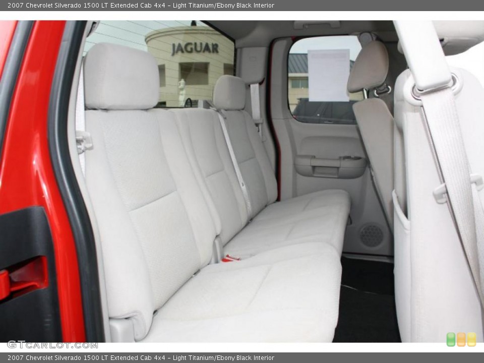 Light Titanium/Ebony Black Interior Photo for the 2007 Chevrolet Silverado 1500 LT Extended Cab 4x4 #47885258