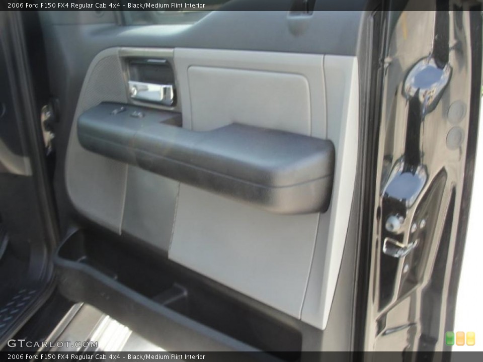 Black/Medium Flint Interior Door Panel for the 2006 Ford F150 FX4 Regular Cab 4x4 #47886839