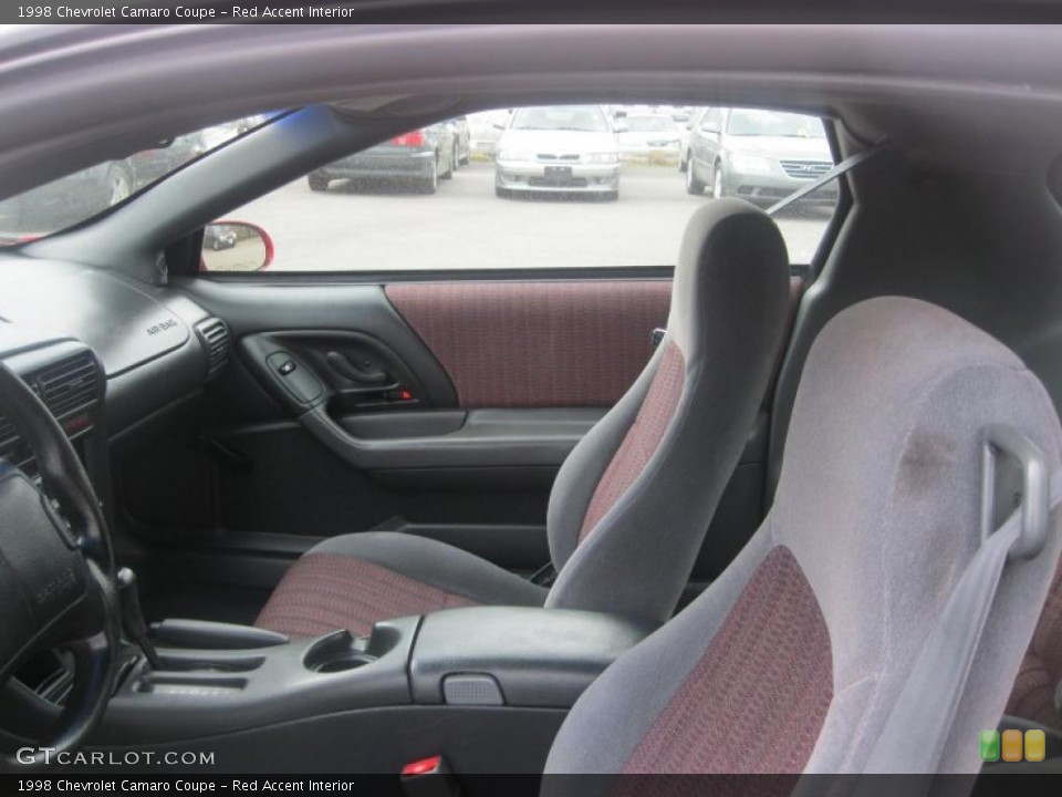 Red Accent Interior Photo for the 1998 Chevrolet Camaro Coupe #47887802