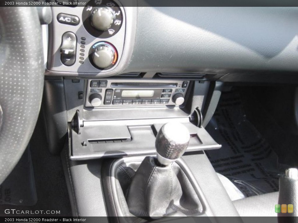 Black Interior Transmission for the 2003 Honda S2000 Roadster #47897300