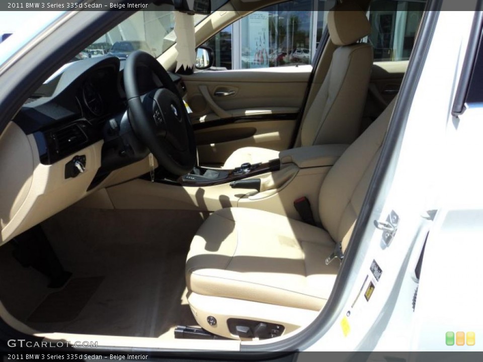 Beige Interior Photo for the 2011 BMW 3 Series 335d Sedan #47902985