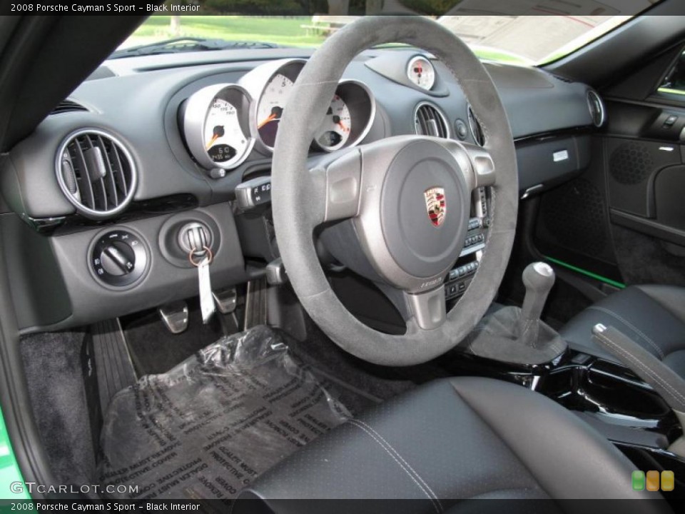Black Interior Dashboard for the 2008 Porsche Cayman S Sport #47909829