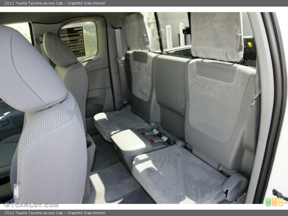 Graphite Gray Interior Photo for the 2011 Toyota Tacoma Access Cab #47925381