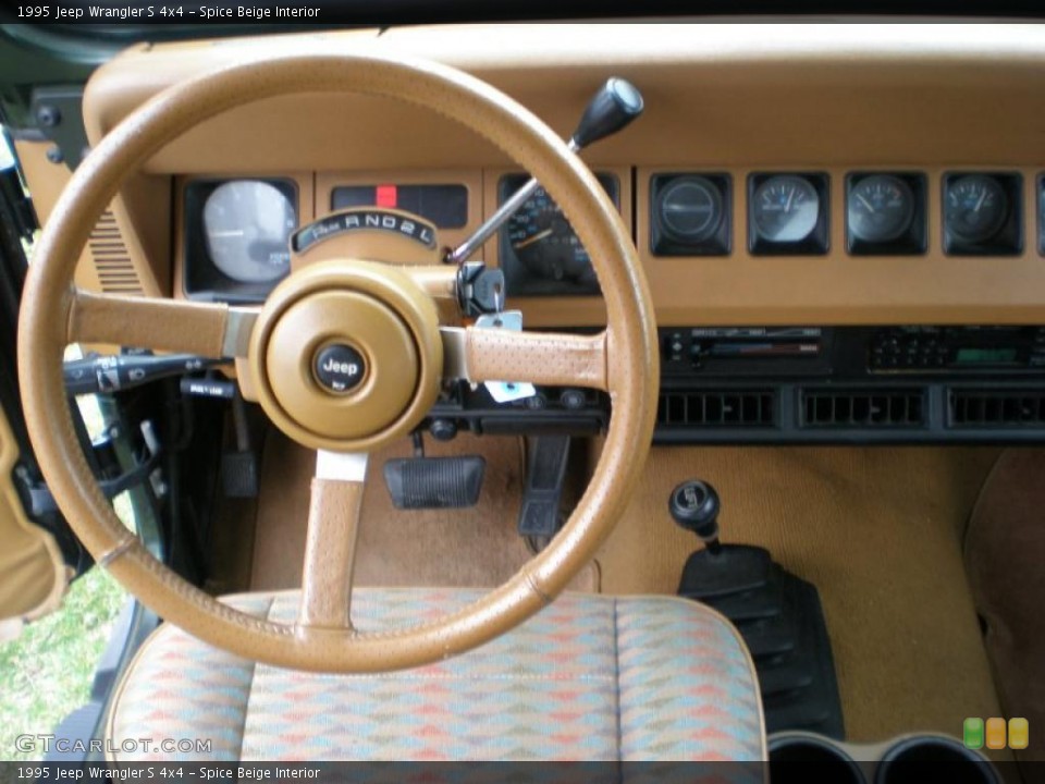 Spice Beige Interior Photo for the 1995 Jeep Wrangler S 4x4 #47926863