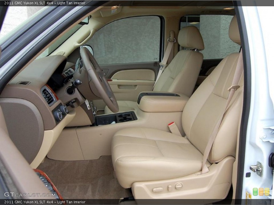 Light Tan Interior Photo for the 2011 GMC Yukon XL SLT 4x4 #47940276