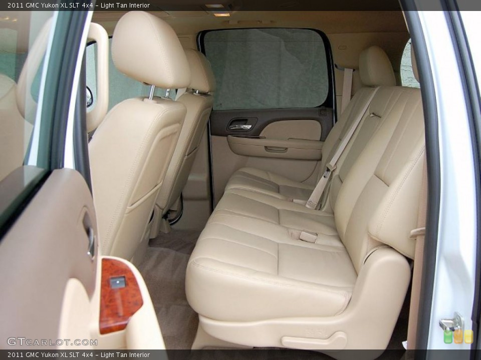 Light Tan Interior Photo for the 2011 GMC Yukon XL SLT 4x4 #47940291